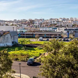  Apartment Sacha's Sweet Home, Lovely 2 Bedroom Apartment, Walking Distance To Town, And Marina